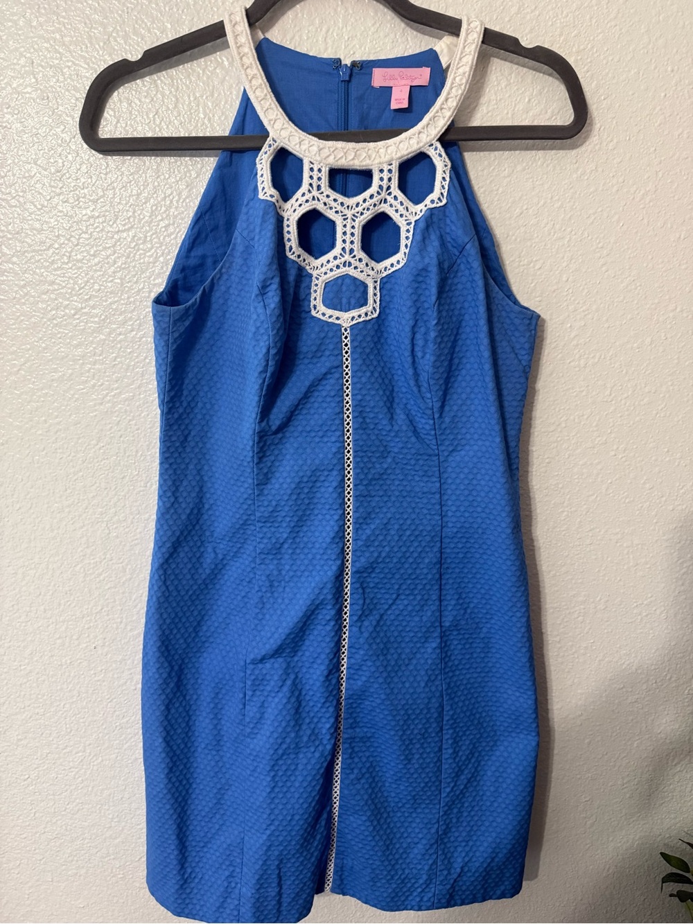 Lilly Pulitzer Blue Dress with White Crochet Trim - Picture 2 of 4